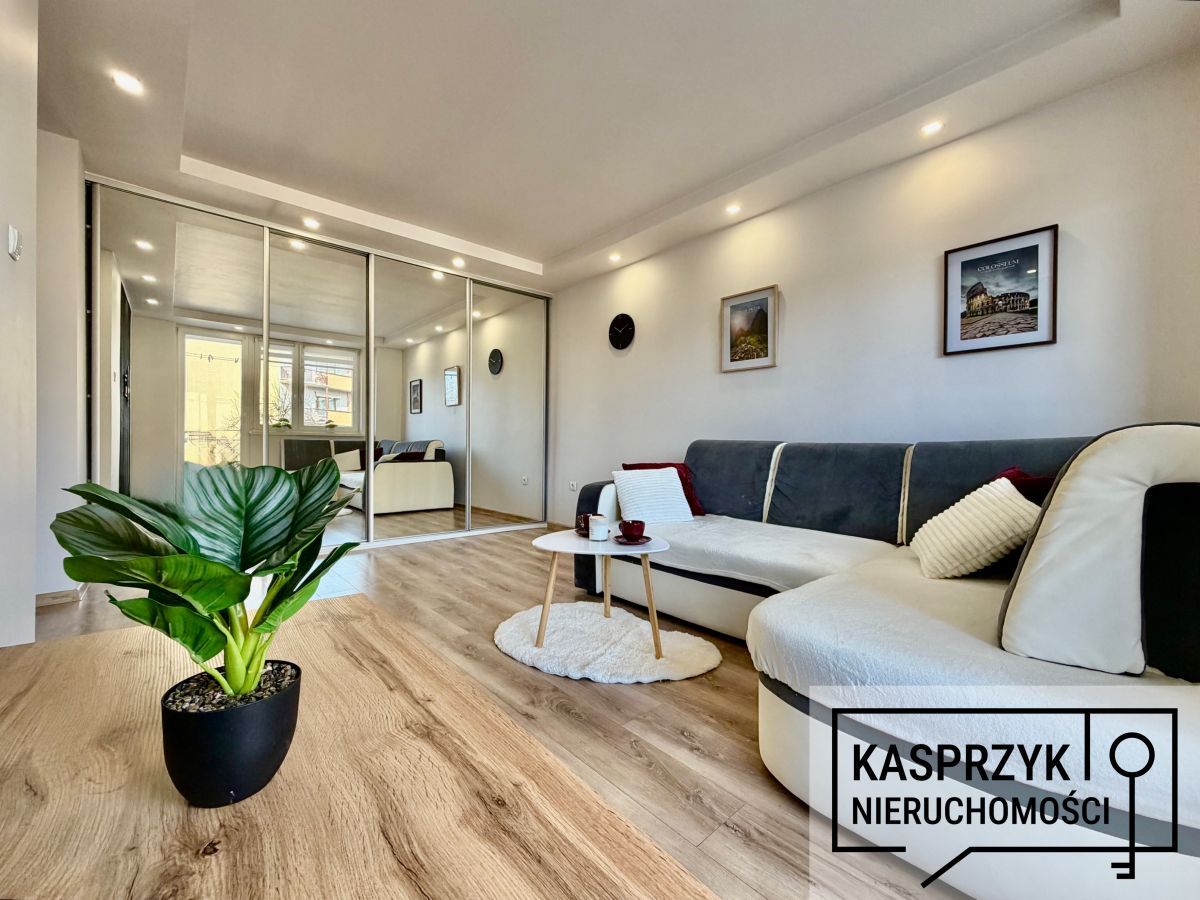 Mieszkanie 2-pokojowe Tarnów, ul. Polskiego Czerwonego Krzyża. Zdjęcie 1