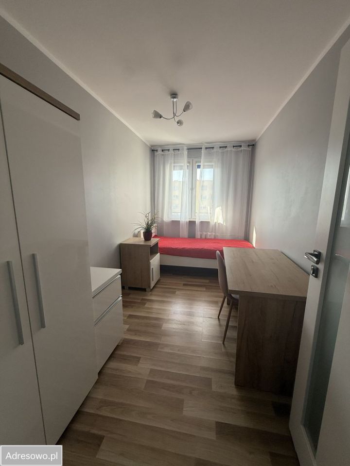 Mieszkanie 3-pokojowe Toruń Chełmińskie Przedmieście, ul. Konstantego Ildefonsa Gałczyńskiego. Zdjęcie 9