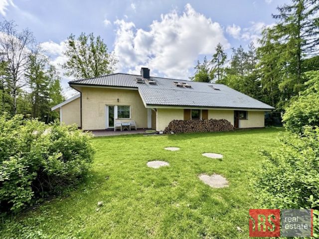 Mieszkanie 8-pokojowe Przytoczna, ul. Główna. Zdjęcie 3