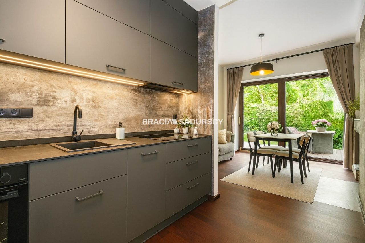 Mieszkanie 3-pokojowe Kraków, ul. Krowoderska. Zdjęcie 15