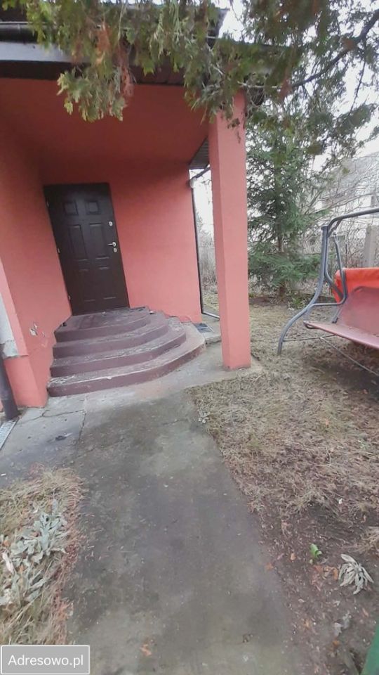 dom wolnostojący, 3 pokoje Chmielów, ul. Spacerowa. Zdjęcie 2