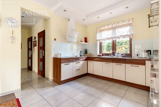 dom wolnostojący, 3 pokoje Milanówek, ul. Owczarska. Zdjęcie 3