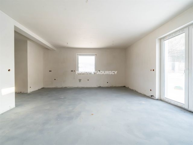 bliźniak, 4 pokoje Radziszów, ul. Zadworze Górne. Zdjęcie 12