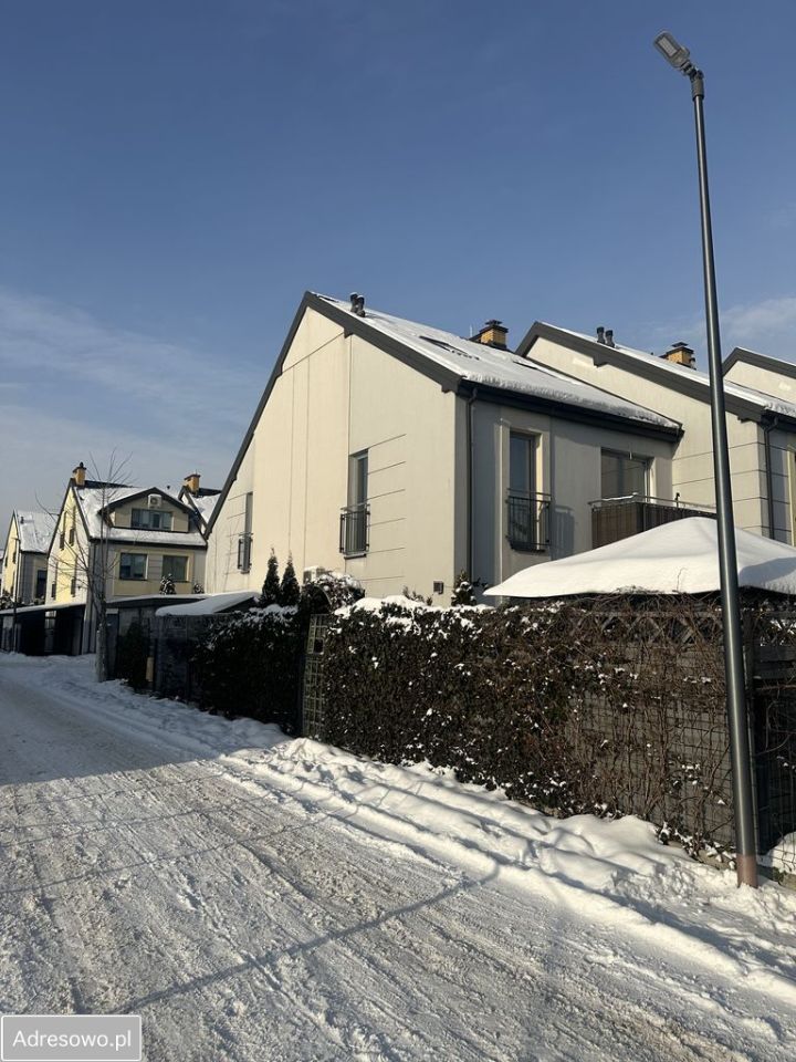 Mieszkanie 4-pokojowe Nowy Dwór Mazowiecki, ul. Koralowa. Zdjęcie 2