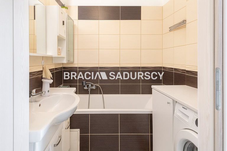 Mieszkanie 3-pokojowe Kraków, ul. Aleksandry. Zdjęcie 6