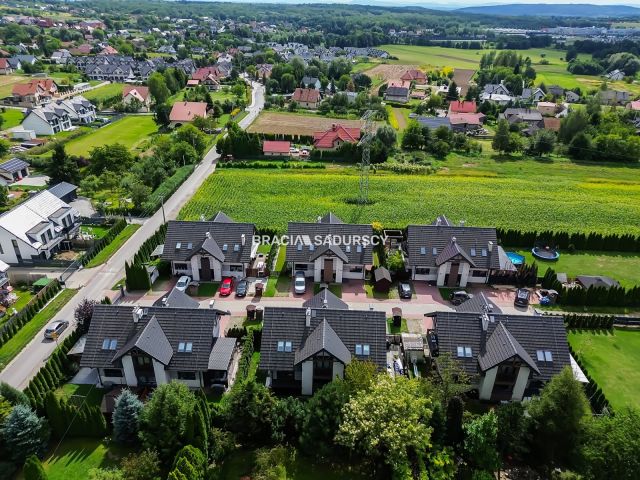 bliźniak, 4 pokoje Modlniczka. Zdjęcie 26