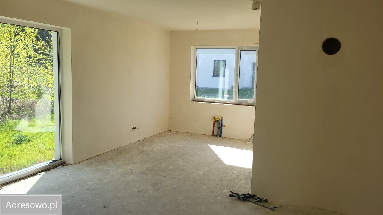 dom wolnostojący, 5 pokoi Małęczyn. Zdjęcie 2