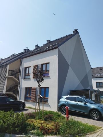 Mieszkanie 3-pokojowe Wróblowice, ul. Bolesława Chrobrego. Zdjęcie 1