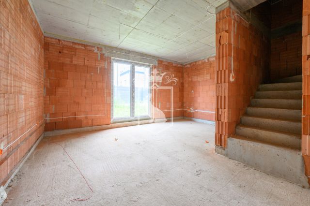 dom szeregowy, 5 pokoi Marki, ul. Wesoła. Zdjęcie 3