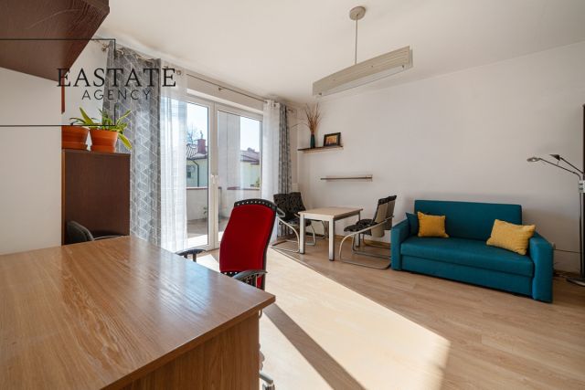 bliźniak, 9 pokoi Warszawa Wawer, ul. Wał Miedzeszyński. Zdjęcie 8