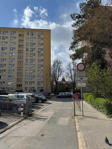 Mieszkanie 1-pokojowe Kraków Azory, ul. Piotra Stachiewicza. Zdjęcie 1