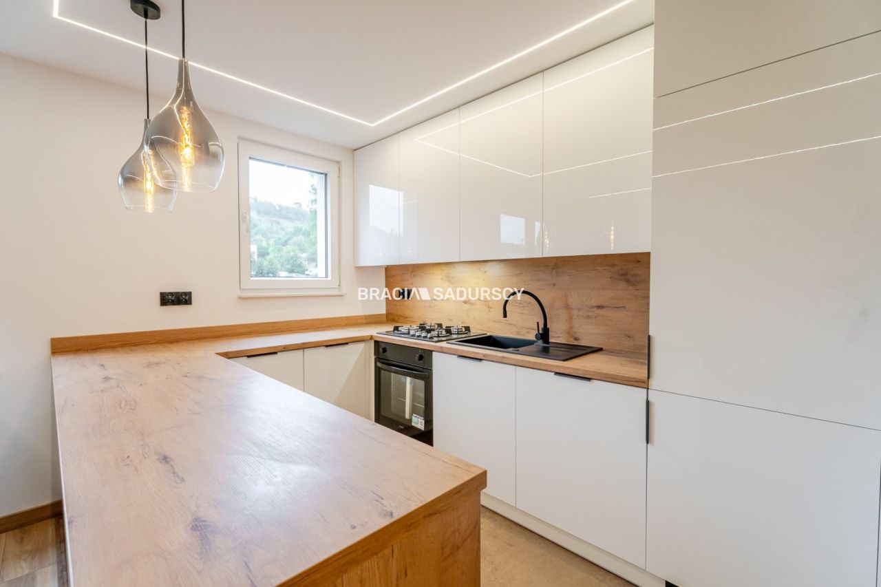 Mieszkanie 3-pokojowe Karniowice, ul. Osiedlowa. Zdjęcie 5