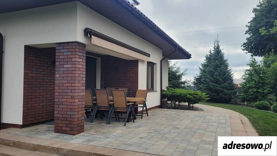 dom wolnostojący Poniatów. Zdjęcie 3
