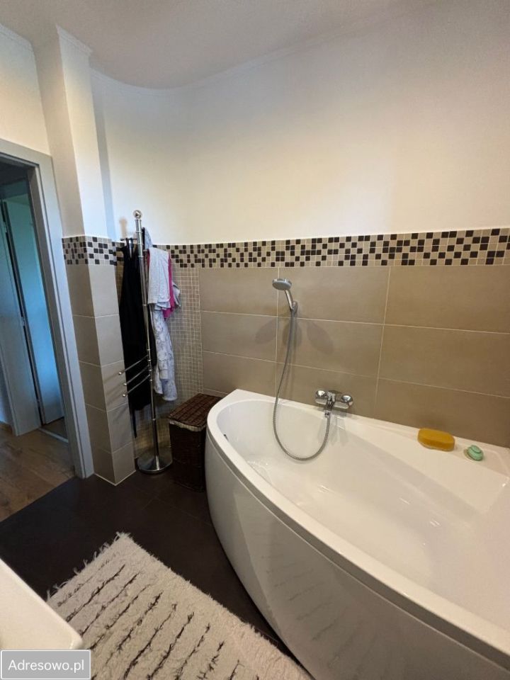 Mieszkanie 5-pokojowe Legnica. Zdjęcie 10