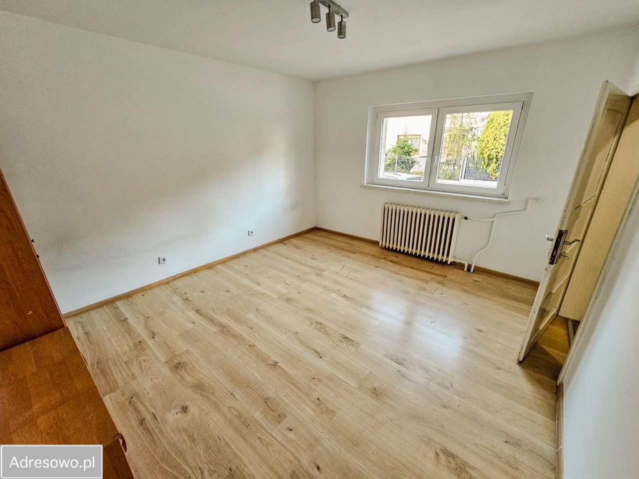 dom szeregowy, 4 pokoje Gliwice Łabędy, ul. Fiołkowa. Zdjęcie 5