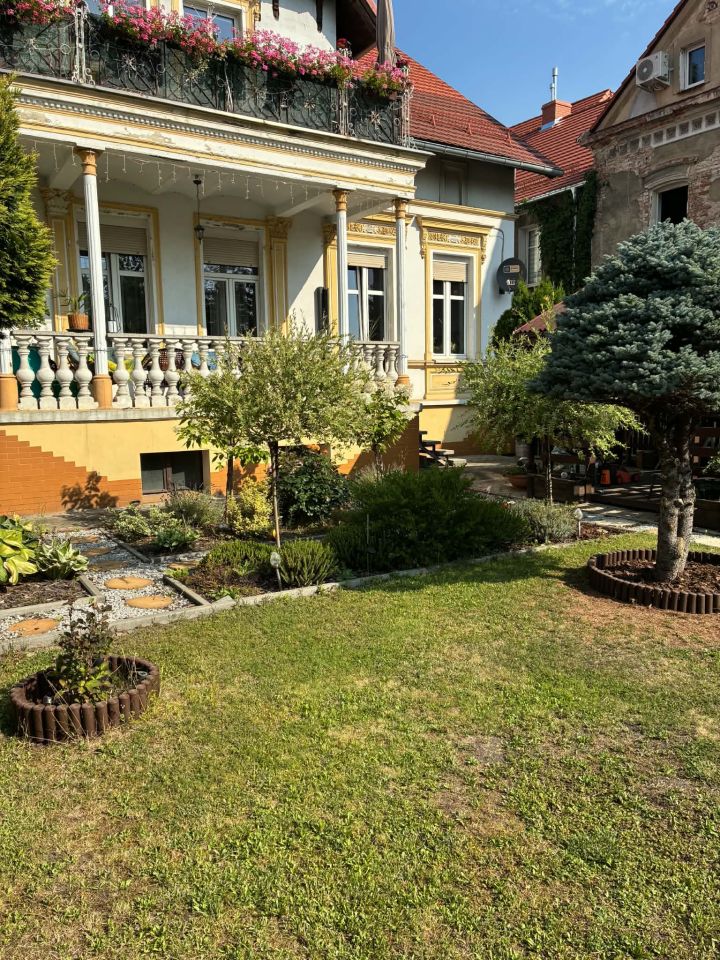 Mieszkanie 6-pokojowe Bielawa, ul. Wolności. Zdjęcie 1