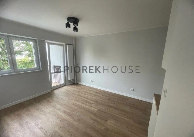 Mieszkanie 3-pokojowe Warszawa Bielany, ul. Jana Kochanowskiego. Zdjęcie 1