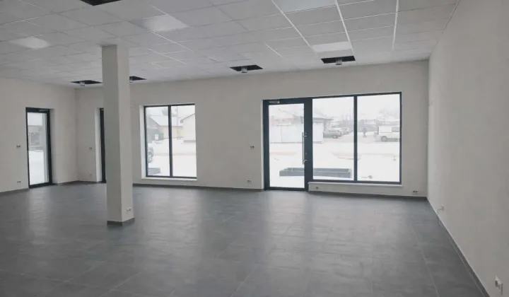 Lokal Niegów, ul. Spacerowa