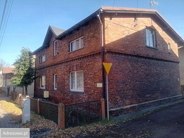 dom wolnostojący, 7 pokoi Tarnowskie Góry, ul. Powstańców Warszawskich. Zdjęcie 1