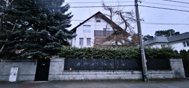 dom wolnostojący, 8 pokoi Warszawa Międzylesie. Zdjęcie 1