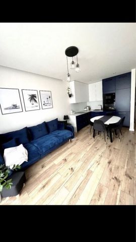 Mieszkanie 2-pokojowe Warszawa Włochy, ul. Pola Karolińskie. Zdjęcie 1