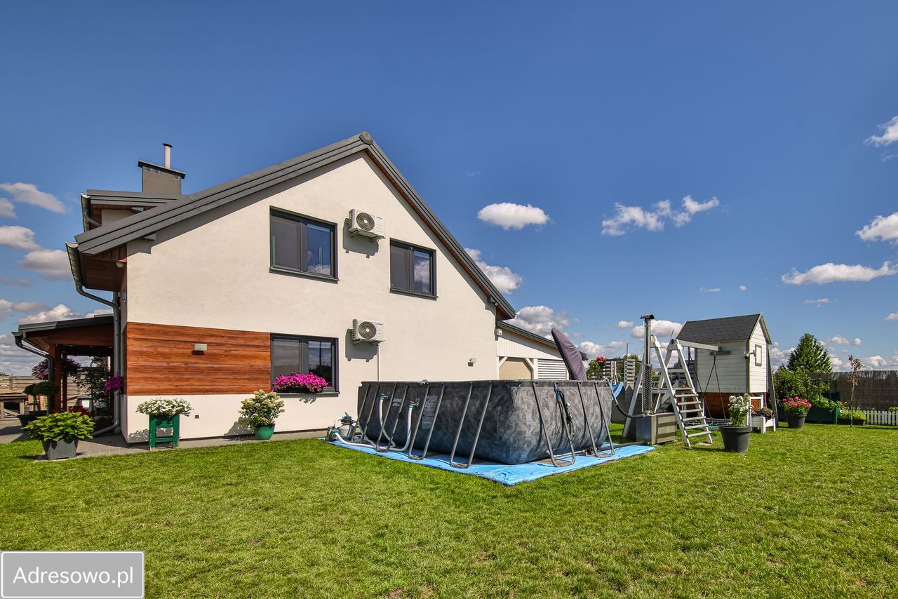 dom wolnostojący, 4 pokoje Bielsk Podlaski. Zdjęcie 1