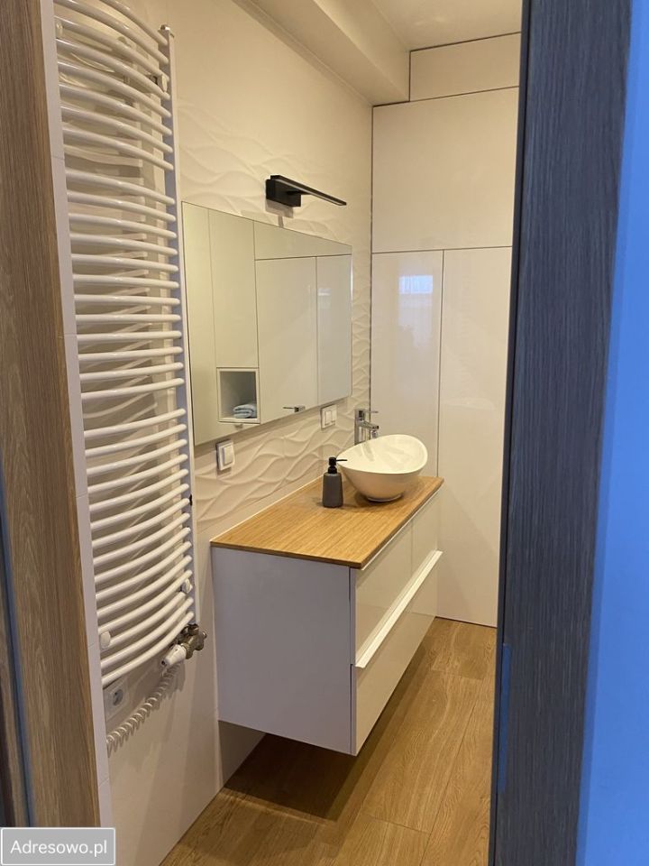 Mieszkanie 5-pokojowe Śledziejowice. Zdjęcie 2