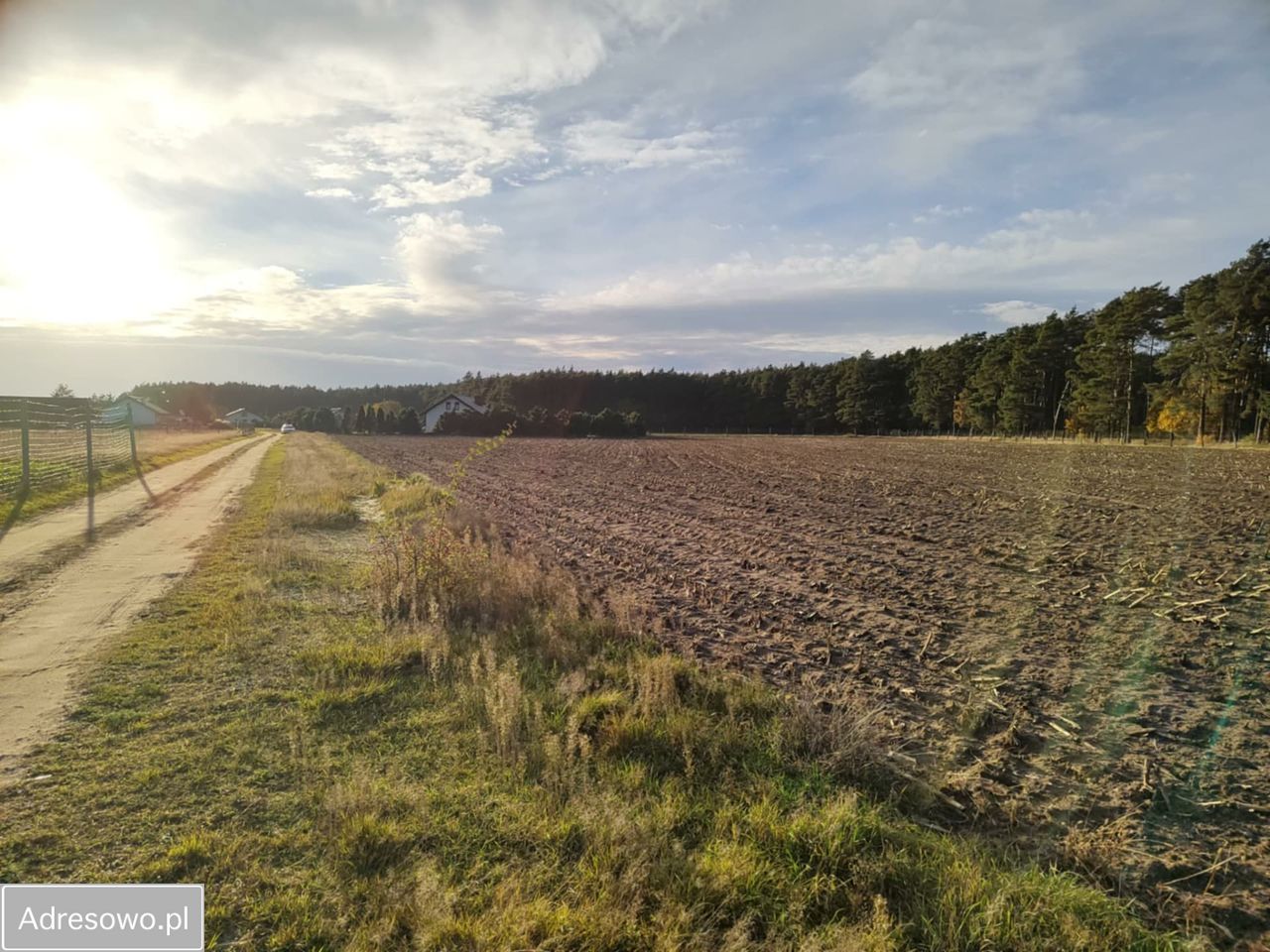 Działka budowlana Piaski. Zdjęcie 2