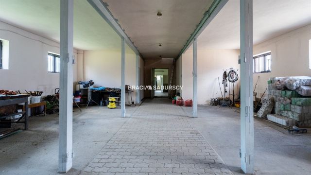 Lokal Kraków Nowa Huta, ul. Jeżynowa. Zdjęcie 22