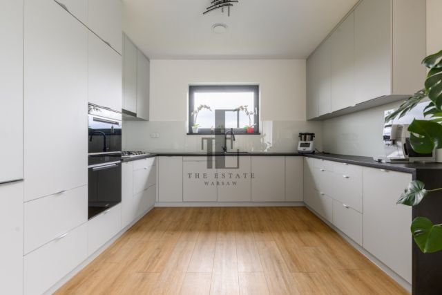 dom wolnostojący, 3 pokoje Kajetany, ul. Chabrowa. Zdjęcie 3