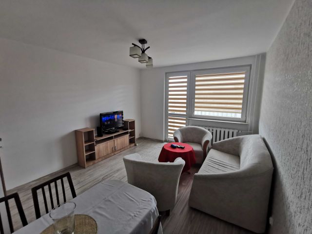 Mieszkanie 3-pokojowe Kościerzyna, ul. Marii Skłodowskiej-Curie. Zdjęcie 1