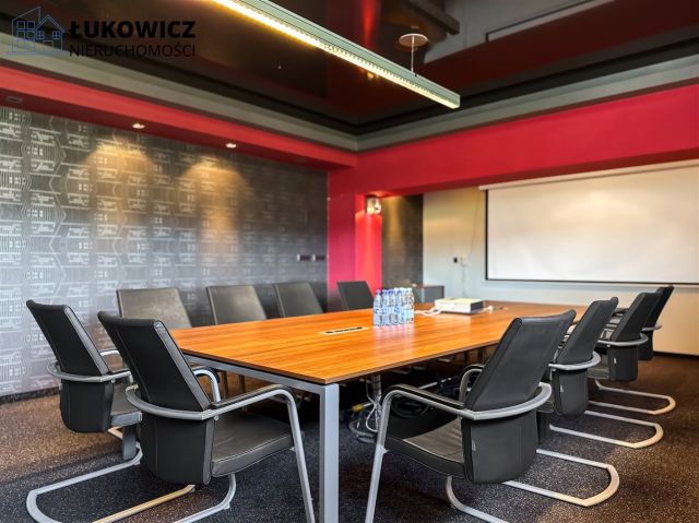 Biuro Bielsko-Biała Osiedle Karpackie. Zdjęcie 21