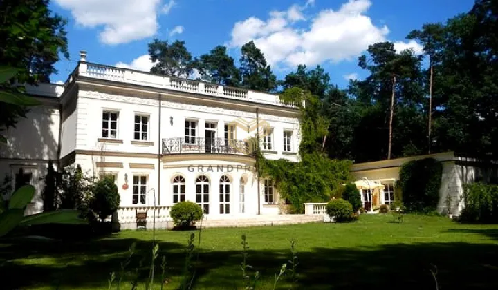 dom wolnostojący, 15 pokoi Konstancin-Jeziorna