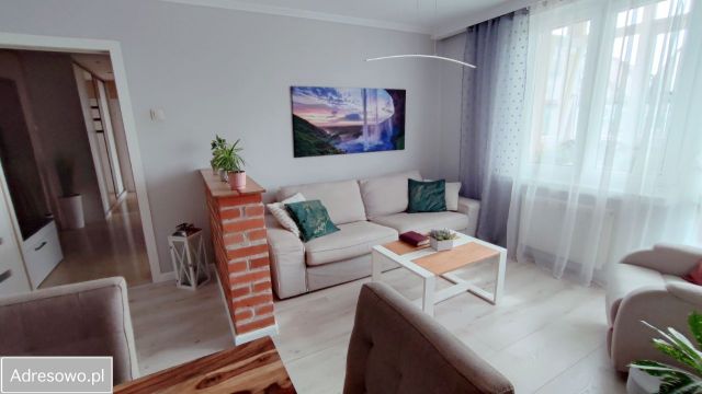 Mieszkanie 3-pokojowe Lubin Centrum, ul. Odrodzenia. Zdjęcie 1