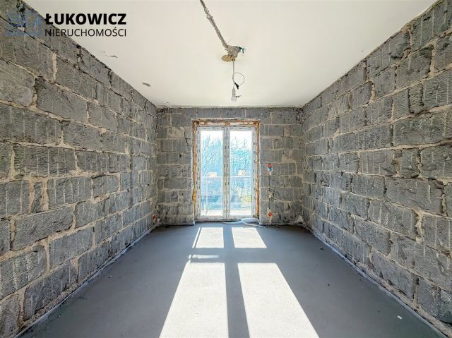 dom wolnostojący, 15 pokoi Jeleśnia. Zdjęcie 20