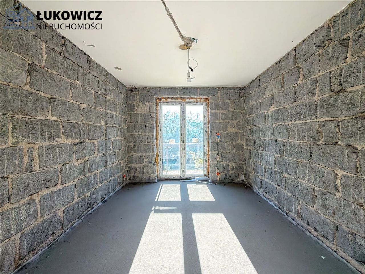 dom wolnostojący, 15 pokoi Jeleśnia. Zdjęcie 20