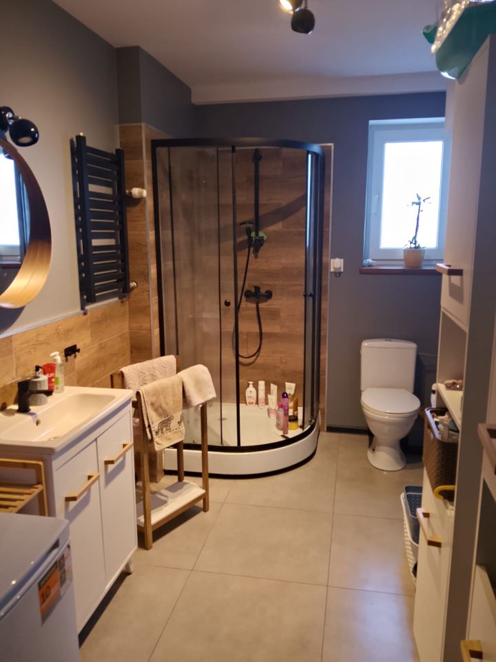 Mieszkanie 3-pokojowe Samostrzel. Zdjęcie 5