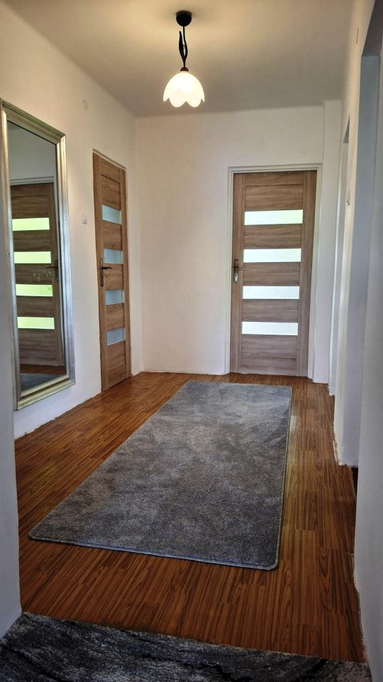 gospodarstwo, 5 pokoi Markuszowa. Zdjęcie 7