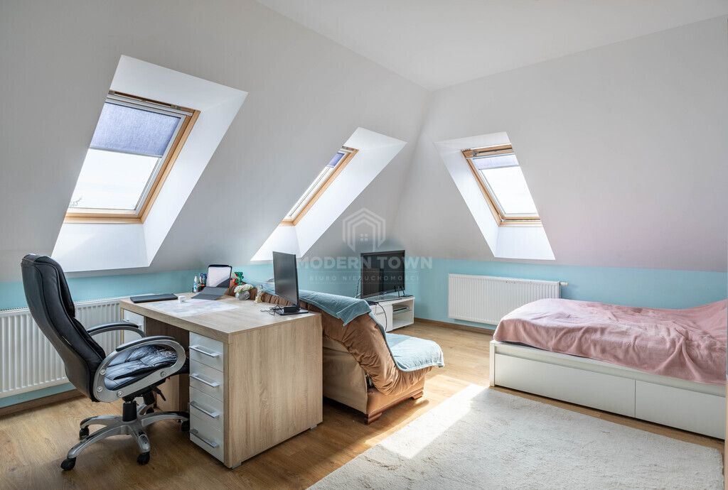 dom wolnostojący, 5 pokoi Rusiec. Zdjęcie 14