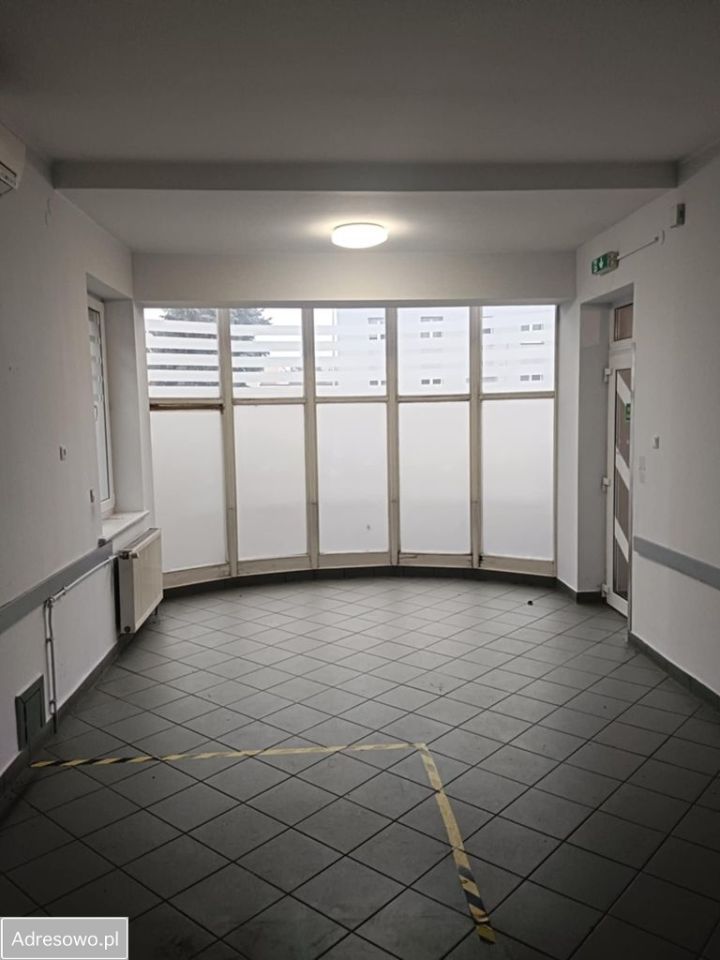 Lokal Bielsko-Biała, ul. Władysława Broniewskiego. Zdjęcie 5