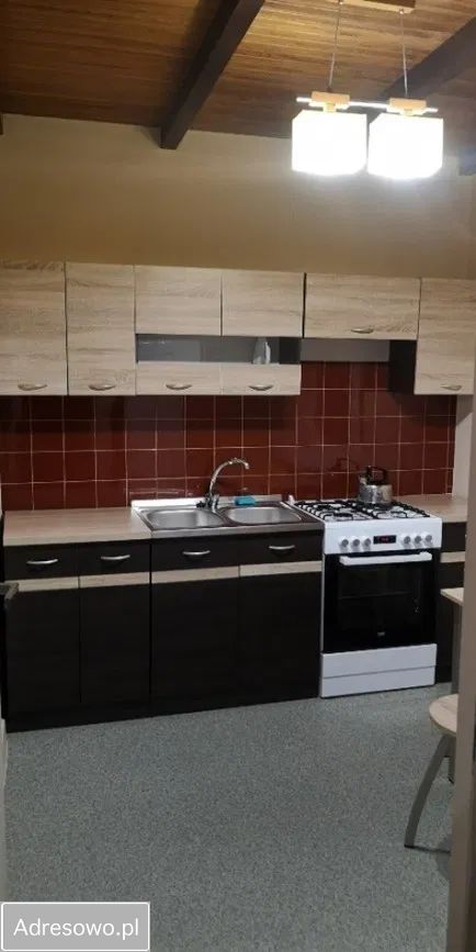 dom wolnostojący, 6 pokoi Kutno, ul. Wyspiańskiego. Zdjęcie 2