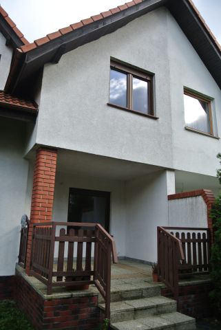 dom szeregowy, 6 pokoi Kruszewnia, os. Osiedle Izabelin. Zdjęcie 1