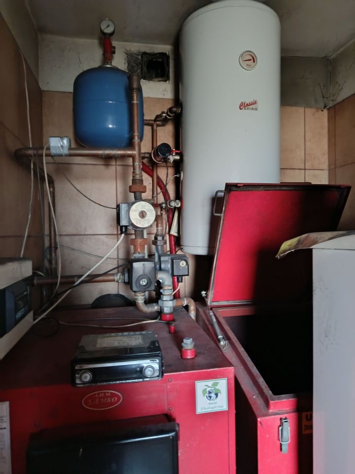 dom wolnostojący, 4 pokoje Cesarzowice. Zdjęcie 3