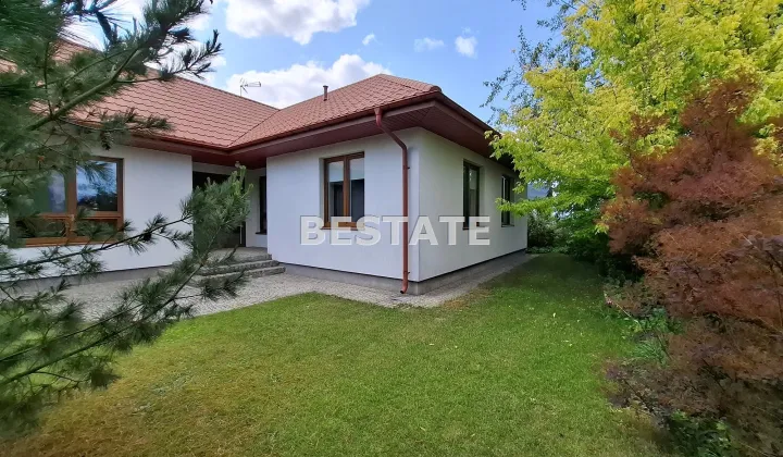 dom wolnostojący, 4 pokoje Łask