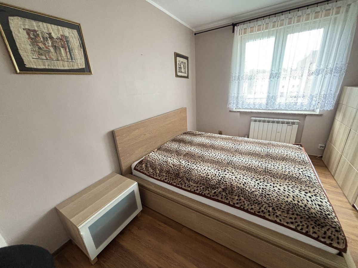 Mieszkanie 3-pokojowe Chorzów Centrum, ul. Walerego Wróblewskiego. Zdjęcie 8