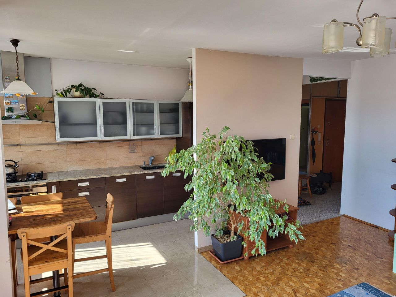 Mieszkanie 3-pokojowe Bielsko-Biała Osiedle Karpackie, ul. Morskie Oko. Zdjęcie 3