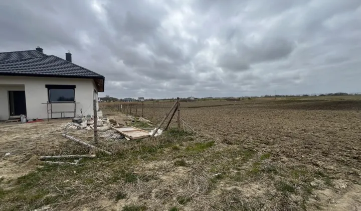 Działka budowlana Mścice, ul. Klonowa