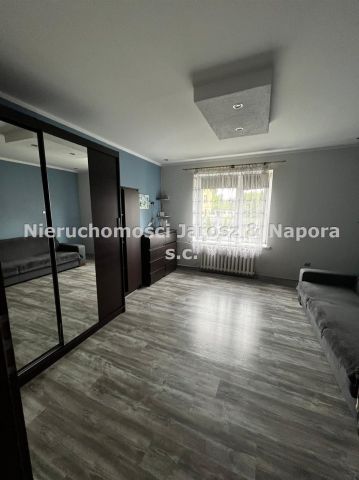 dom wolnostojący, 3 pokoje Częstochowa Błeszno, ul. Szkolna. Zdjęcie 1