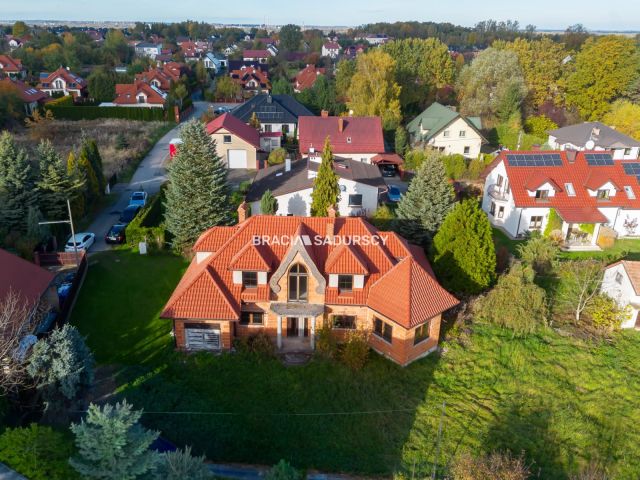 dom wolnostojący, 7 pokoi Śledziejowice. Zdjęcie 29