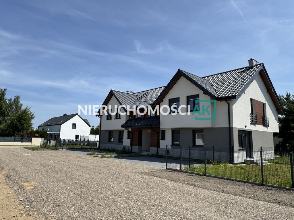 Mieszkanie 4-pokojowe Konin. Zdjęcie 20